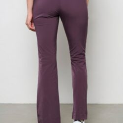 Penelope Flare broek Bordeaux - &Co Woman