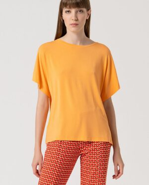 T-shirt V-hals losvallend model Boothals Tangerine - Surkana