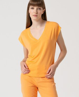 T-shirt V-hals losvallend model Tangerine - Surkana